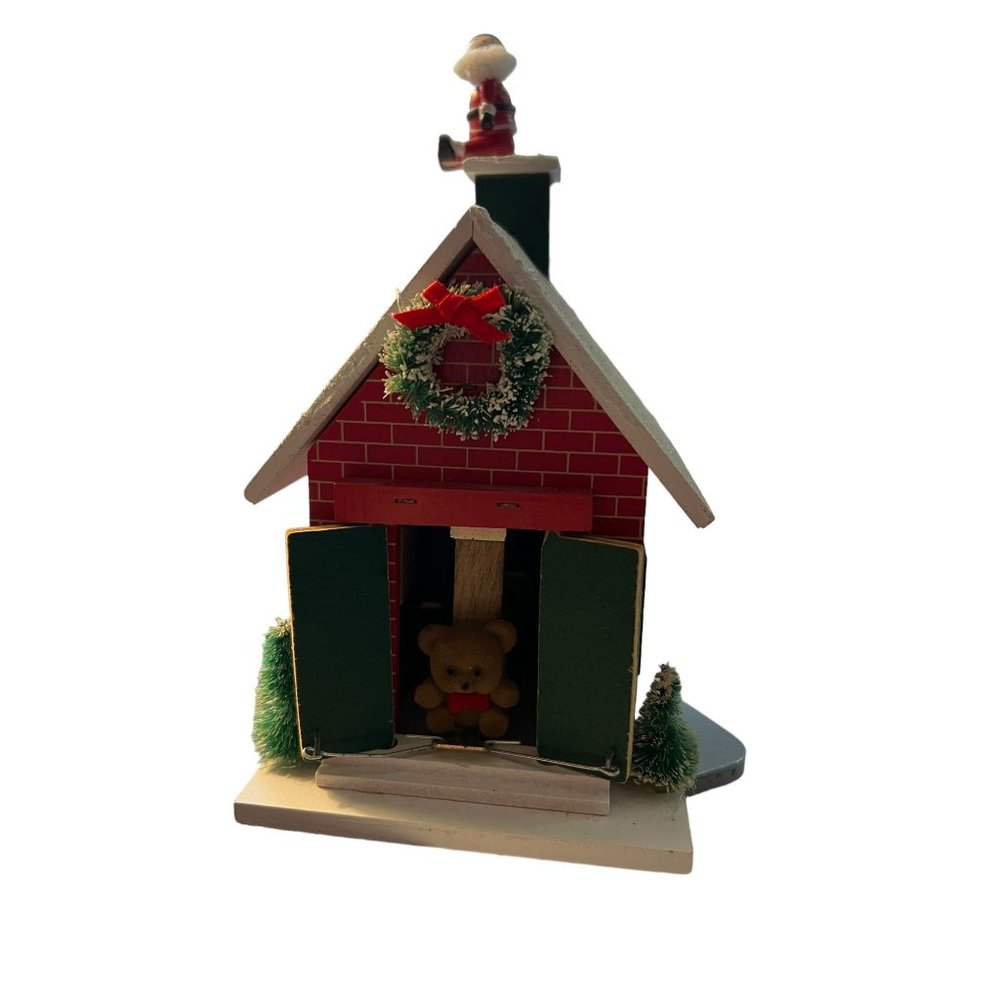 Vintage Berkeley Designs Music Box Church Animated Santa Coming to Town Works